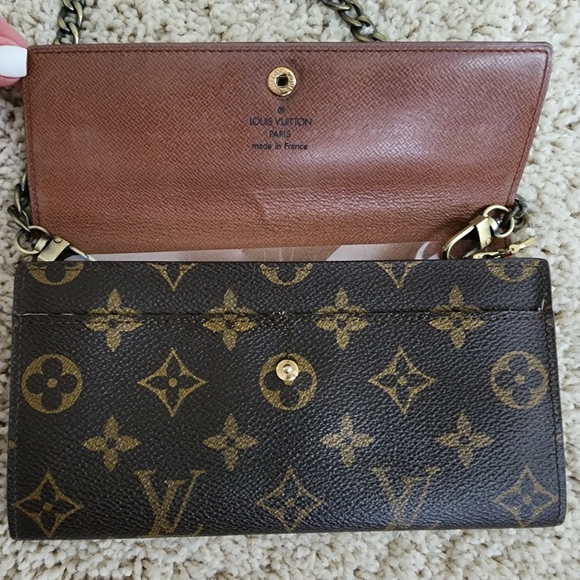 Luis Vuitton Sara Wallet - Picture 11 of 16